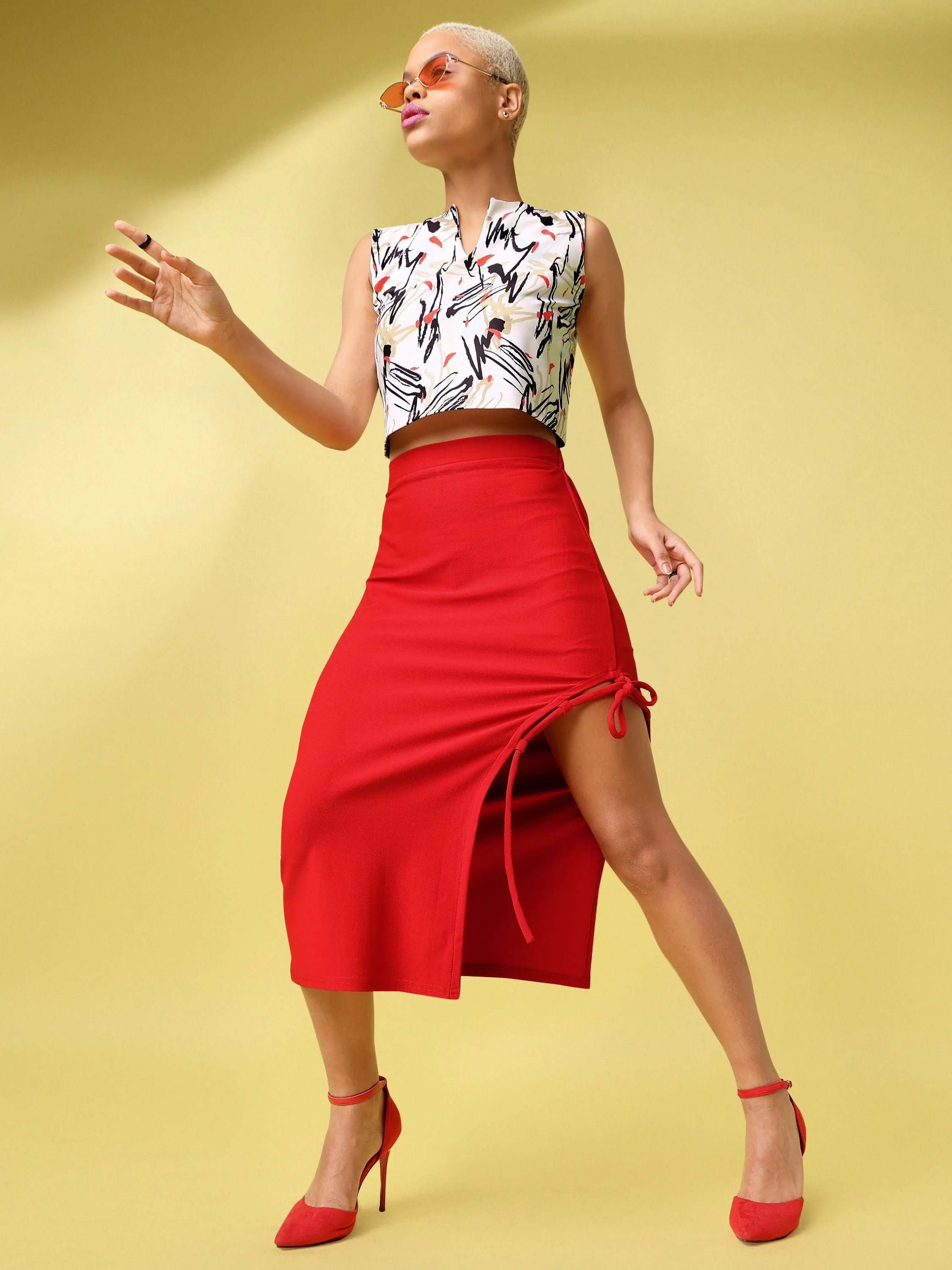 Abstract Design Beige Crop Top