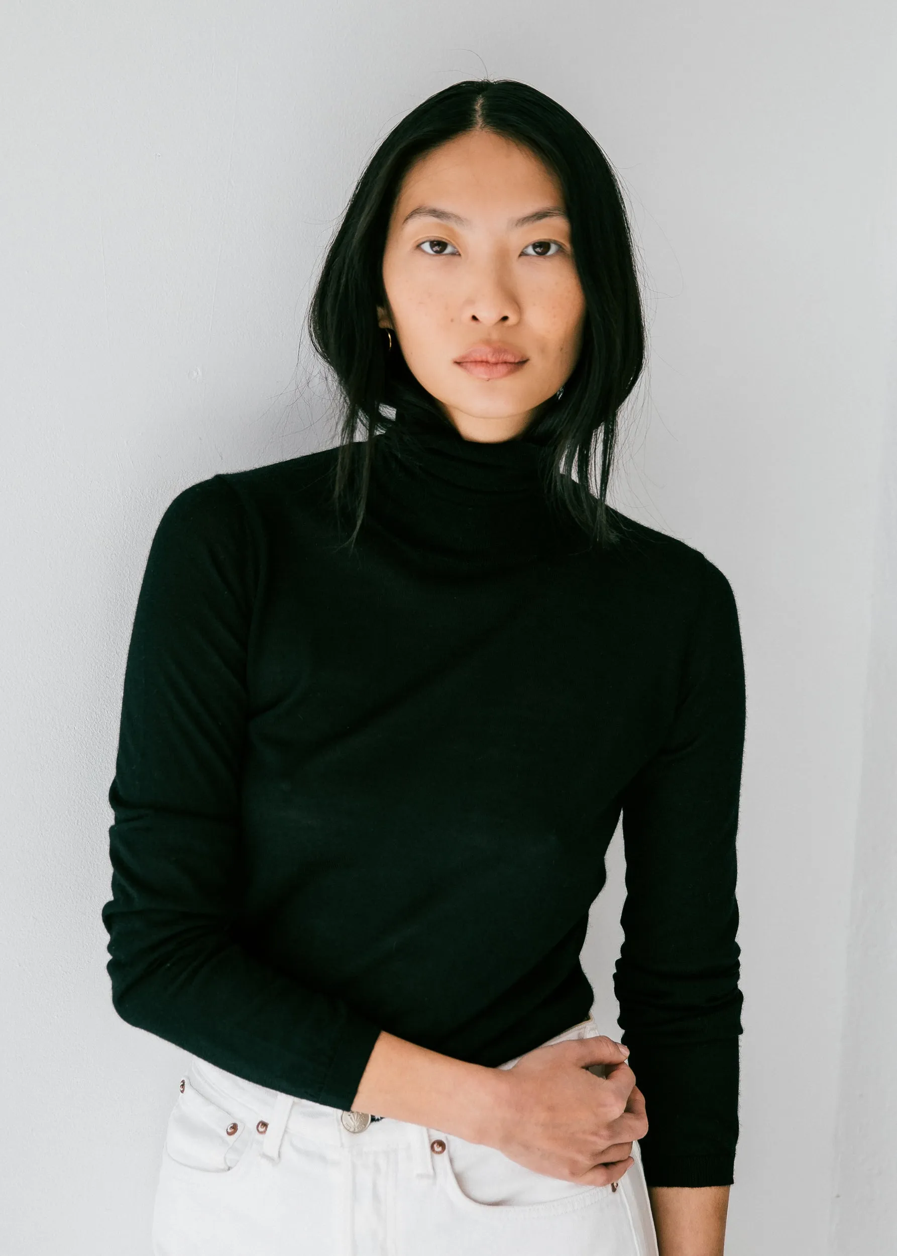 Agyness Turtleneck in Black