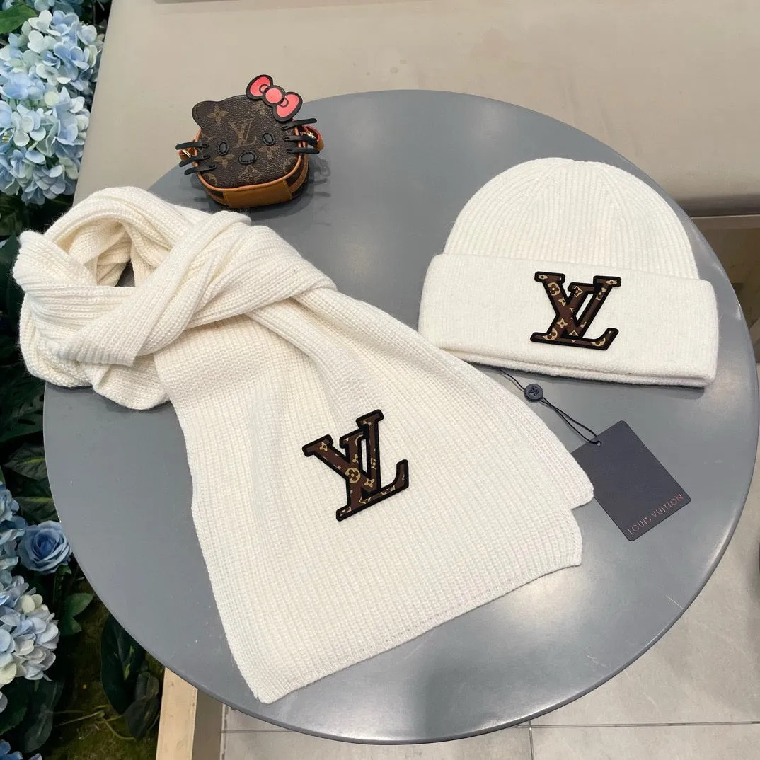 CLTH416 LB Wool Scarf & Hat Set