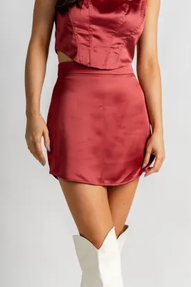 High waist satin mini skirt crimson