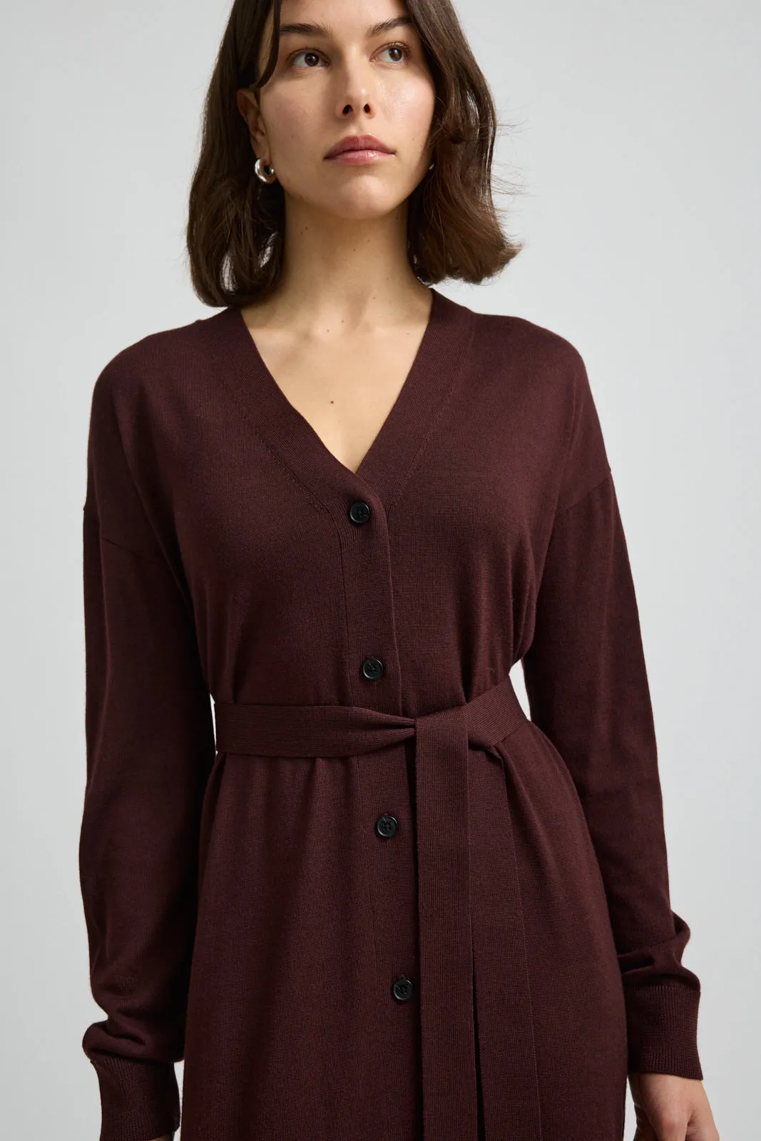 LONG V-CARDIGAN
